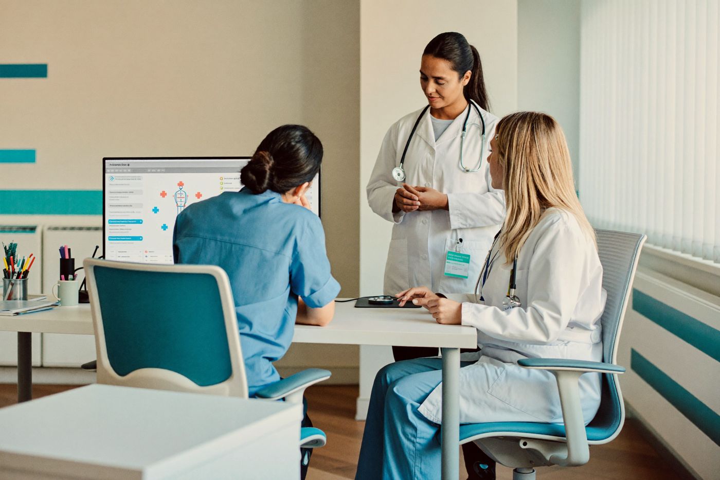 Team medico e amministrativo al gestionale